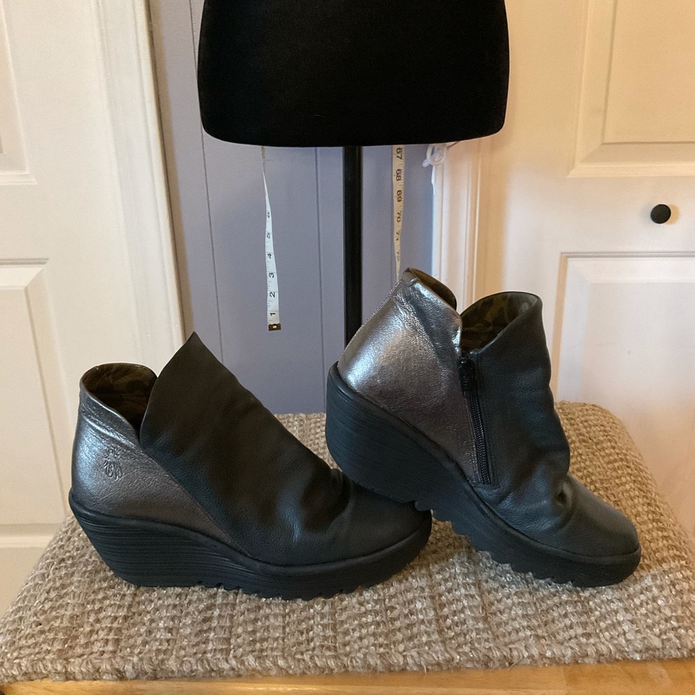 Fly London Yip Wedge Ankle Bootie